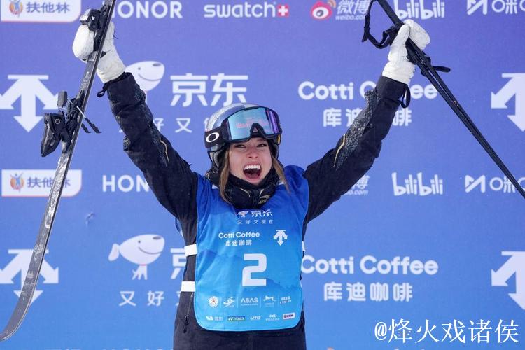 自由式滑雪世界杯云顶站:谷爱凌预赛第一晋级 自由式滑雪世界杯云顶站:谷爱凌预赛第一晋级